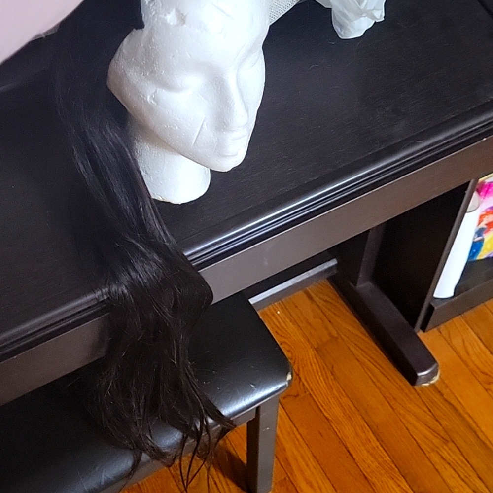 Hair extensions 32in